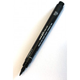 Uni pin calligrafi pen CS 2,0.