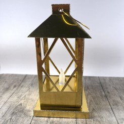 Lanterne Stor 79358, Dan dies