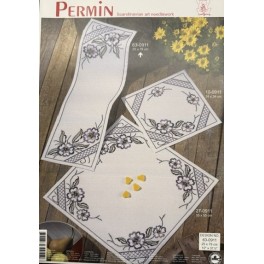 Bordl&oslash;ber lilla blomst broderi