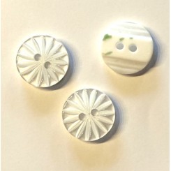 Knap 2 hul 15 mm Hvid blomst 